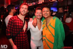 winteronesieparty11-15-112